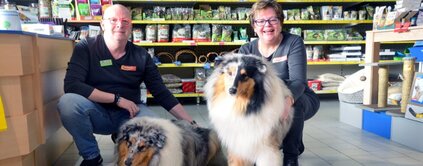 Torsten & Marion Beinlich (Inhaberin) mit ihren Hunden